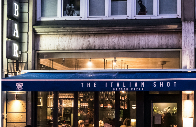 italianshot-restaurant-bar-italiener-muenchen-maxvorstadt-neapolitanische-pizza-pasta-drinks-außenansicht